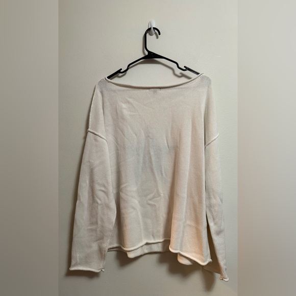 Wild Fable Cream Sweatshirt with Blue Star Design - Picture 4 of 4